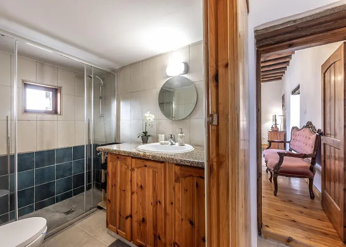 Casale Xenia Villa *