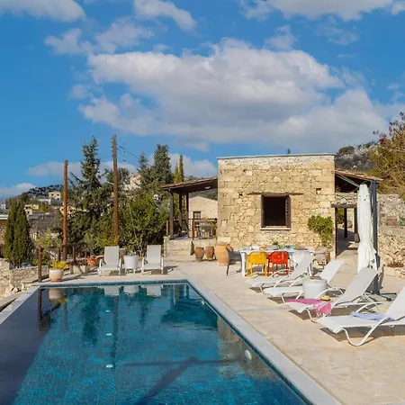 Casale Xenia فيلة