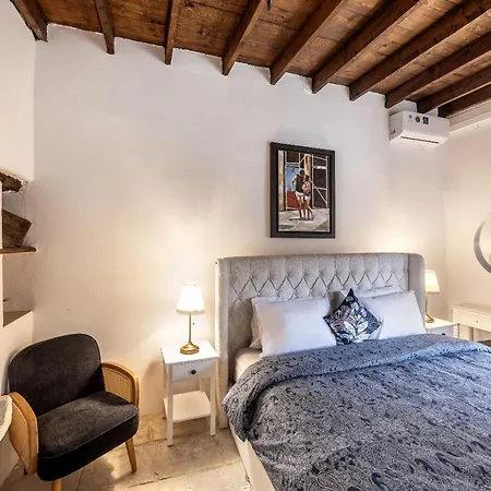 Casale Xenia *