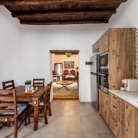 Casale Xenia * Lysos